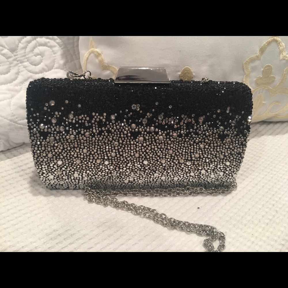 I.N.C. Clutch Bag with Chain . Black and Silver